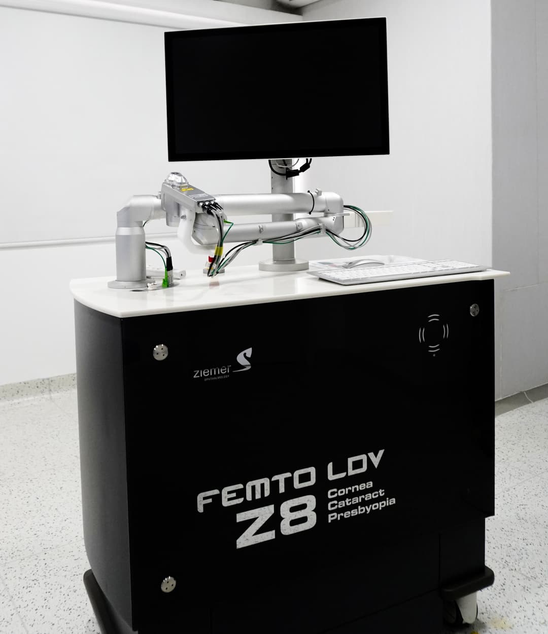 Equipo tecnológico Intralase-z8